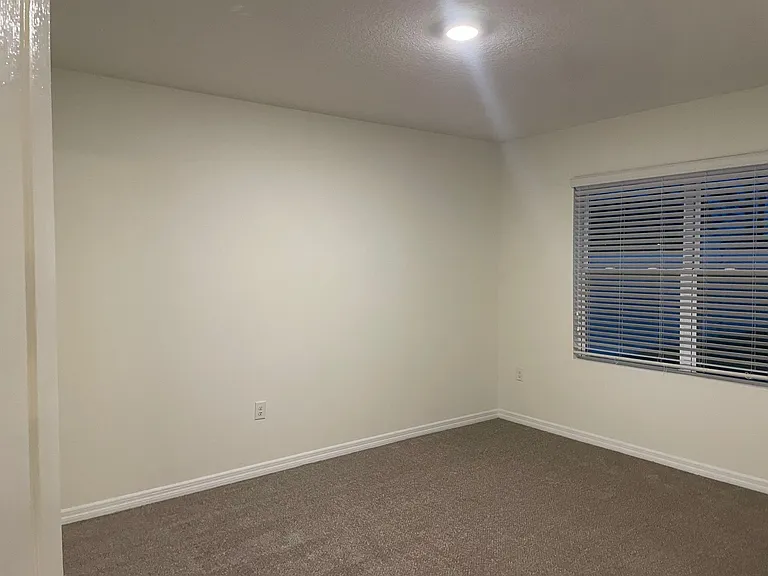 3132 Country Club Cir — Photo 12