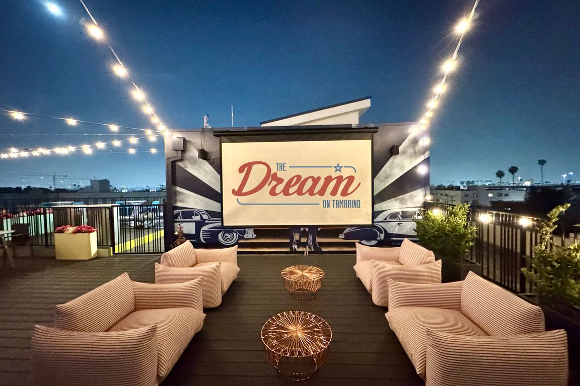 Luxurious Rooftop Terrace w/ Outdoor Cinema