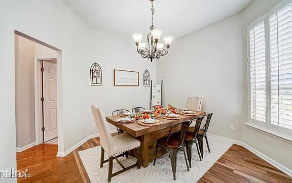 3rd image of 3413R Orchard Walk Pl W