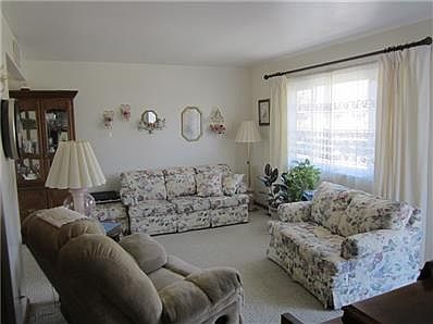 2nd image of 1830 S Drexel Ave