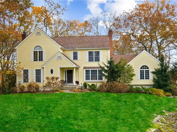 17 Spicewood Lane, Wilton, CT 06897