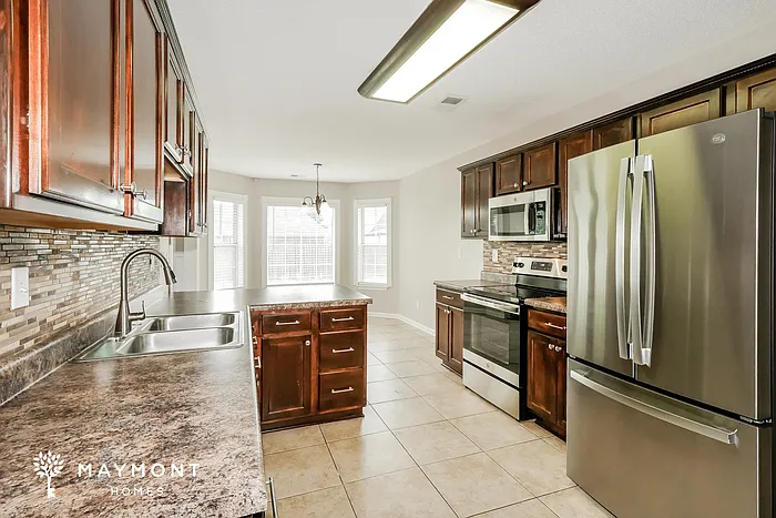 9048 Gavin Dr — Photo 9