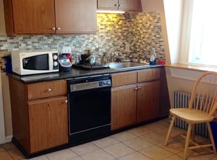 34 Pleasant St, Wakefield, MA 01880