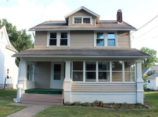 320 Bessemer Ave, Grove City, PA 16127