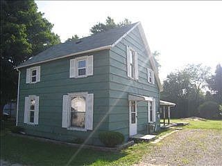 2nd image of 862 Lincoln Ave