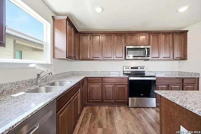 6310 Willow Point Blvd — Photo 11