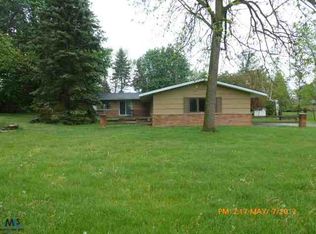 157 Wilton Dr, Troy, MI 48085