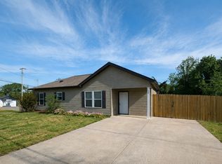 426 W 4th St, Columbia, TN 38401