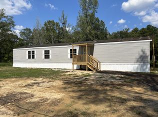 20239 Perrilloux Rd, Livingston, LA 70754