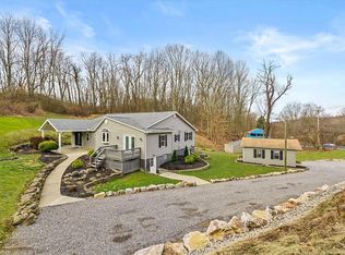 720 Conway Wallrose Rd, Freedom, PA 15042