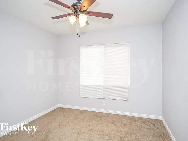 3800 San Angelo Ave — Photo 13