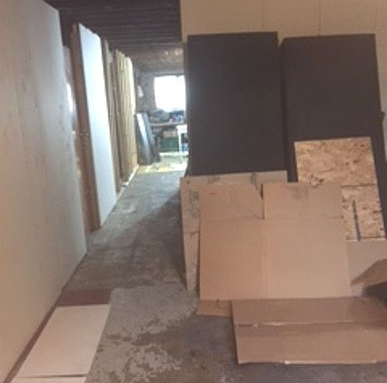 3rd image of 5614 N Christiana Ave