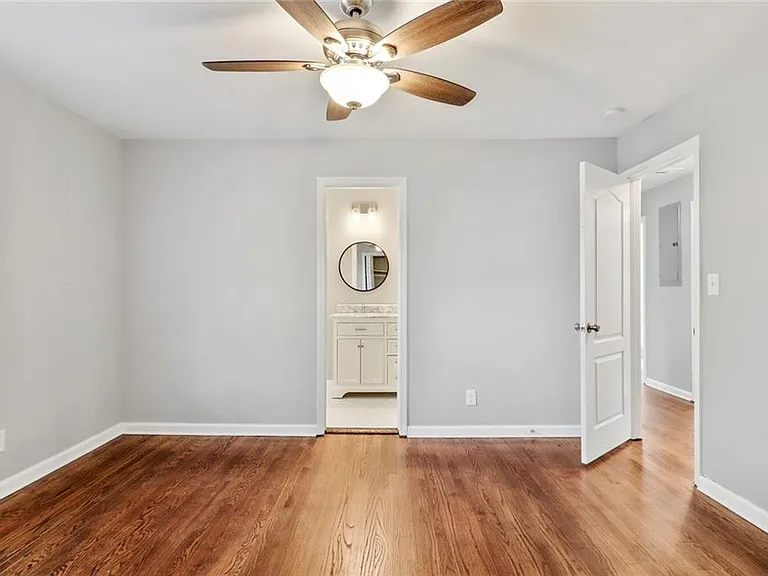 2341 Rubart Dr — Photo 16