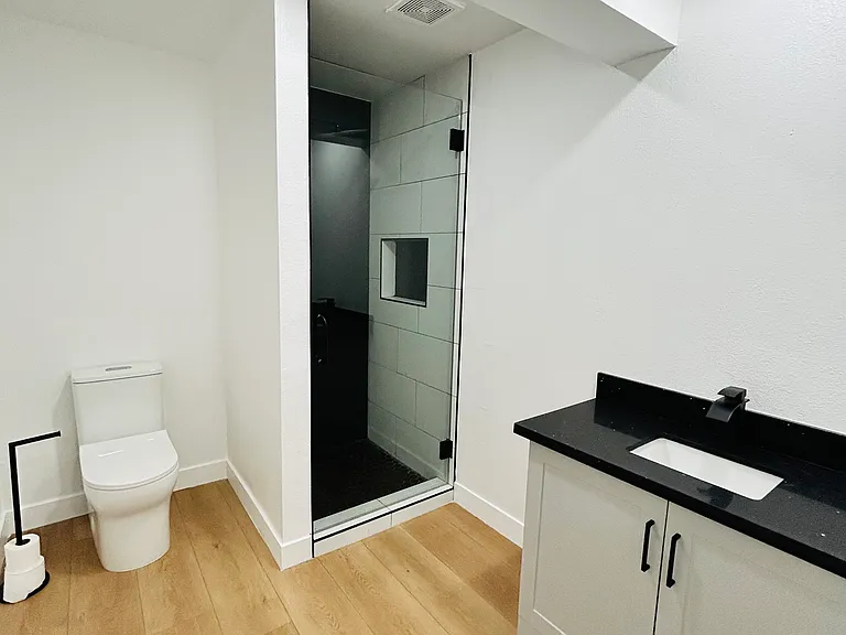 1418 S 3rd St #8 — Photo 7