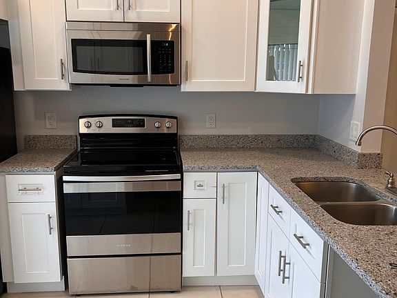 3rd image of 1021 Green Pine Boulevard #D