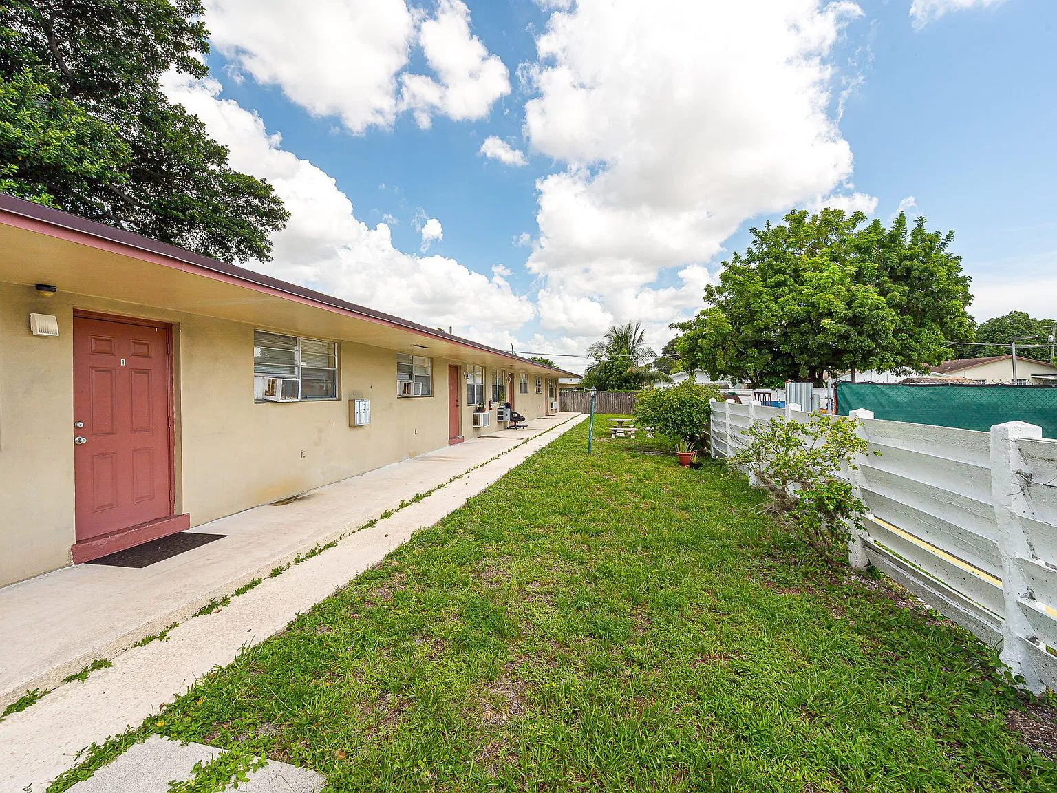 1 bed, 1.0 bath, 750 sqft, $1,700 — Photo 3