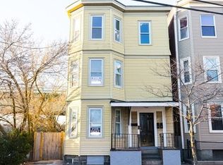 160 Chestnut St #3, Chelsea, MA 02150