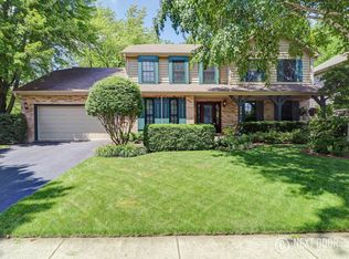 555 De Lasalle Ave, Naperville, IL 60565