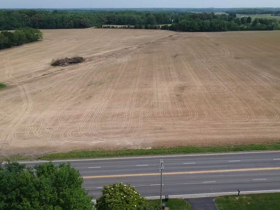 2nd image of 52 Highway