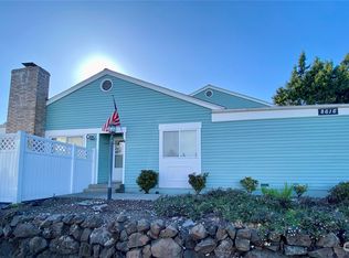 8616 Onyx Dr SW UNIT A, Tacoma, WA 98498