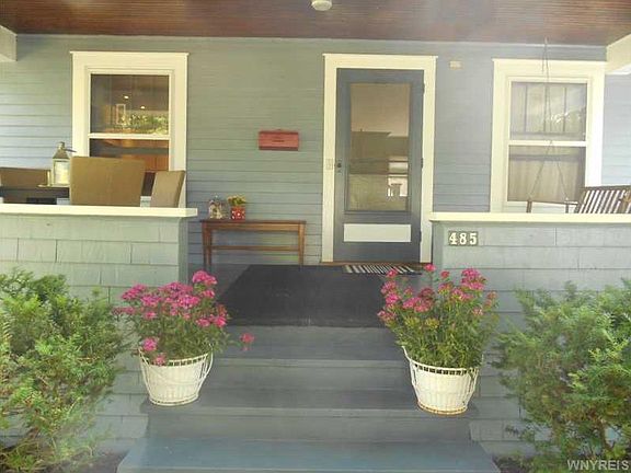 2nd image of 485 Linden Ave