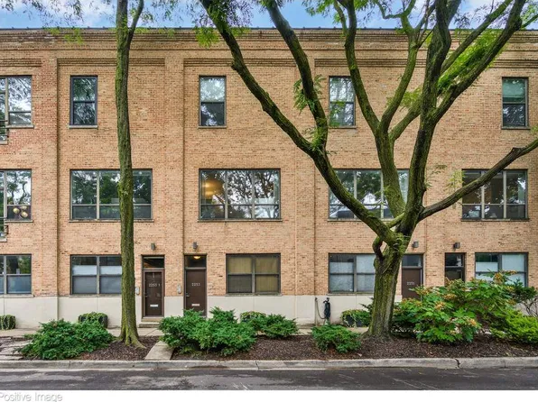 1321 W Belden Ave #B2, Chicago, IL 60614