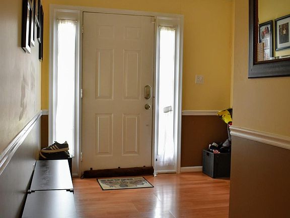 3rd image of 6547 Kelsey Point Cir