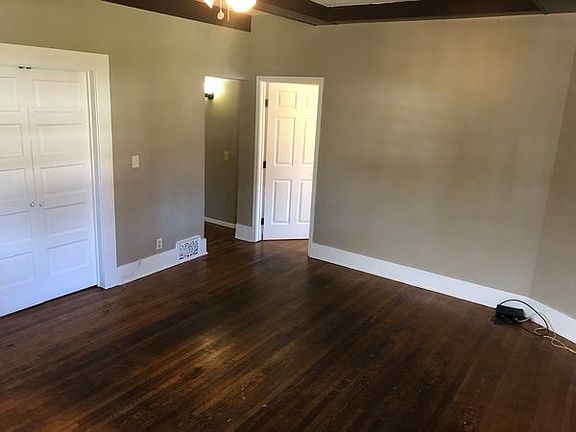 2nd image of 1346 W 29th St #1346