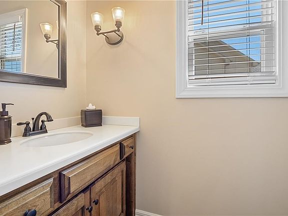 3rd image of 6117 Persimmon Ct