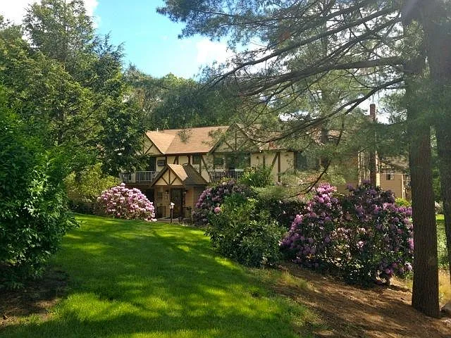 Hillcrest Village — Photo 14