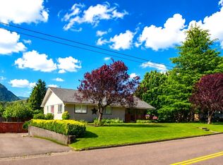 676 Adams Avenue, Morton, WA 98356
