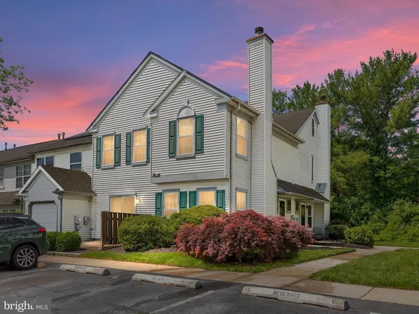 411 Stonebridge Blvd, New Castle, DE 19720