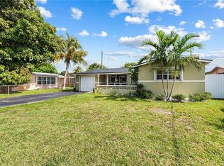 7351 Biltmore Blvd, Hollywood, FL 33023