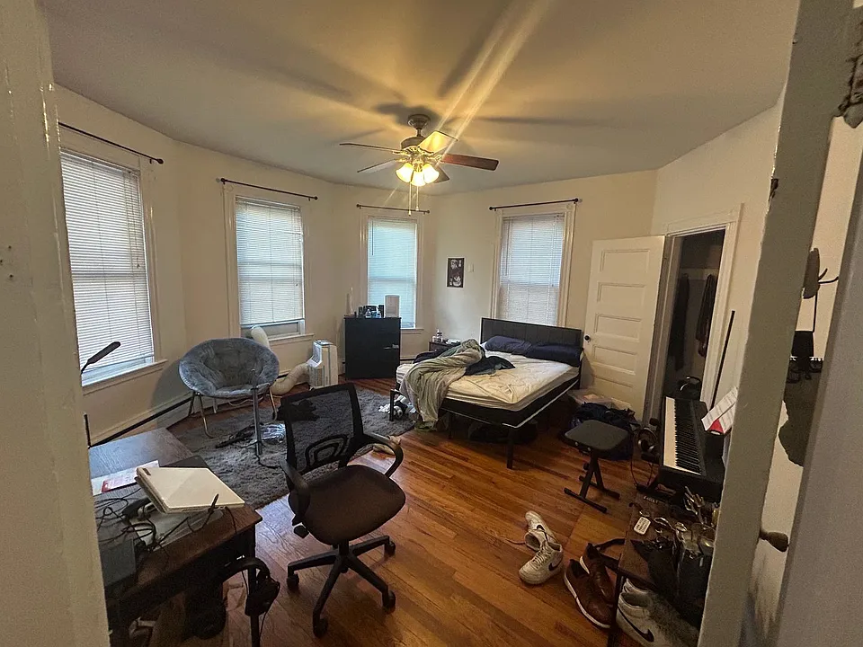 36 Cherokee St #1