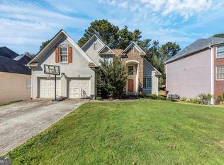 57 Towne Park Dr, Lawrenceville, GA 30044