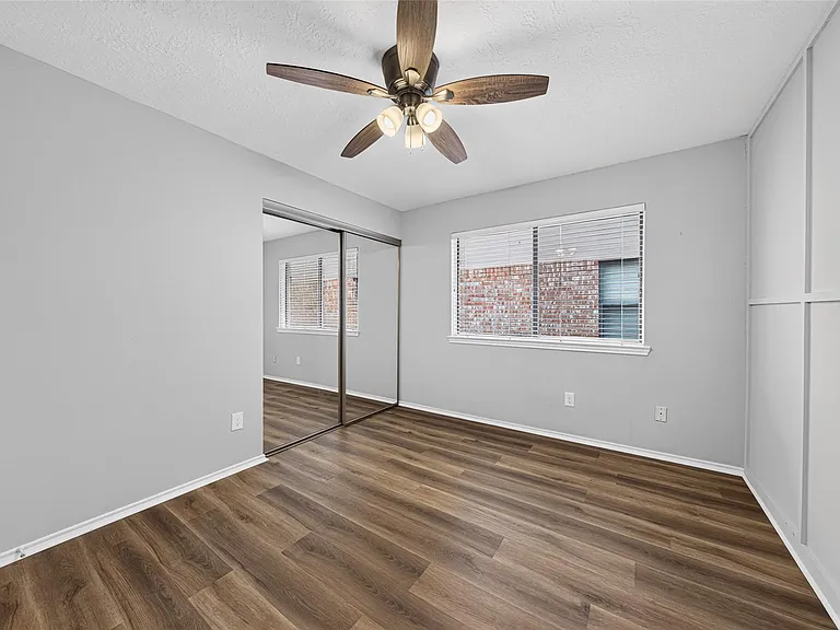 758 Rolling Mill Dr — Photo 34