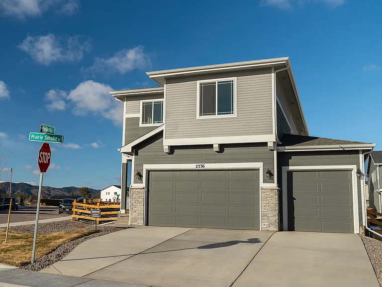 2336 Prairie Smoke Dr — Photo 1