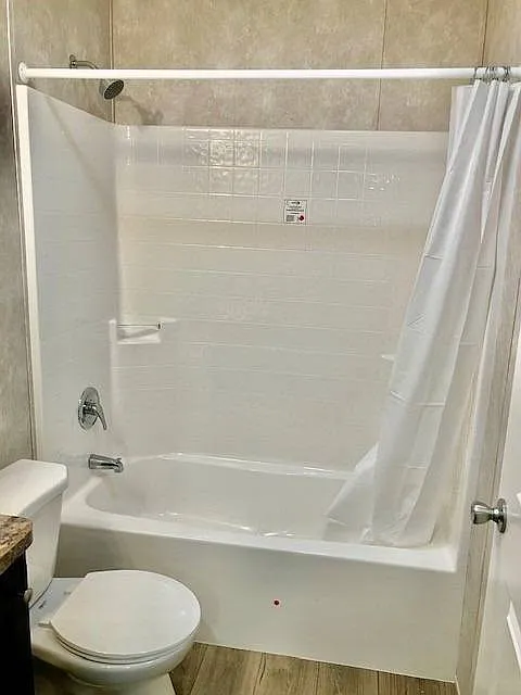 3 bed, 2.0 bath, 1034 sqft, $1,100 — Photo 3