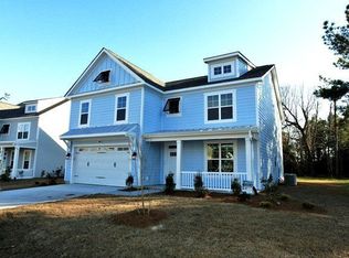 143 Saltwater Landing Dr, Hampstead, NC 28443