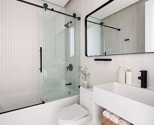 5th image of 831 Knickerbocker Ave #4A