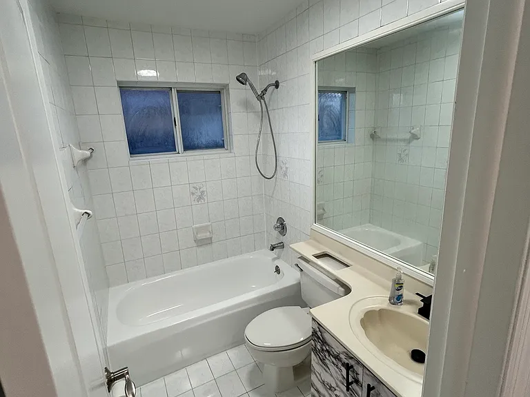 7582 W 34th Ct — Photo 30
