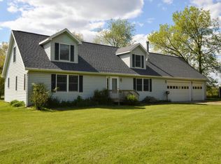 4227 Westbrook Rd, Ionia, MI 48846