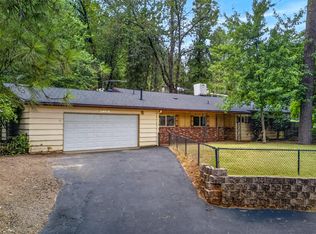 20378 Lakeview Dr, Lakehead, CA 96051