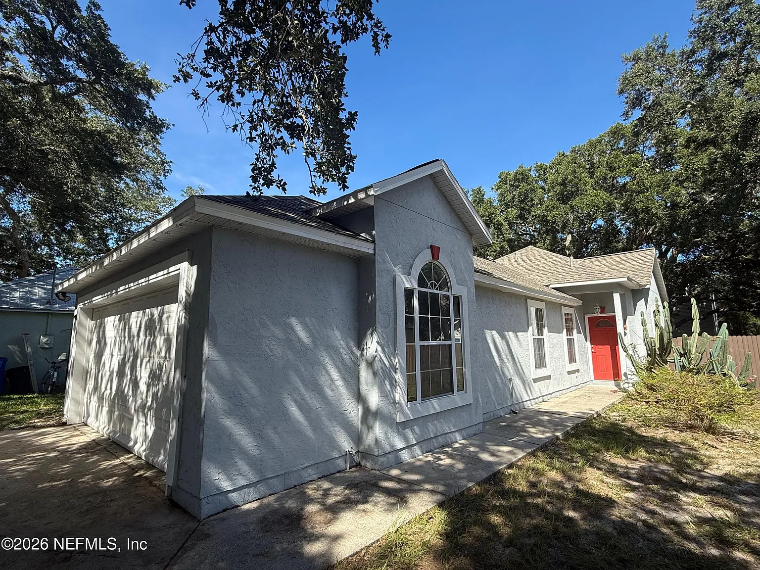 3 bed, 2.0 bath, 1479 sqft, $2,600 — Photo 3