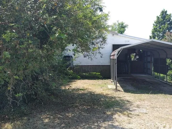 306 Lasalle St, Erath, LA 70533