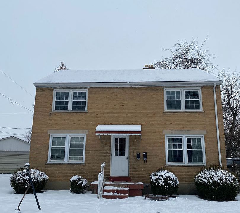 1st image of 607-607 1/2 Lucas Dr