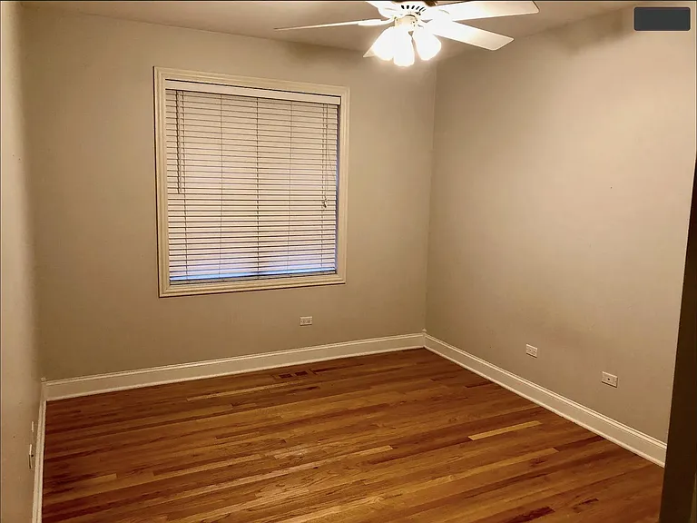 2047 W Belmont Ave #3 — Photo 17