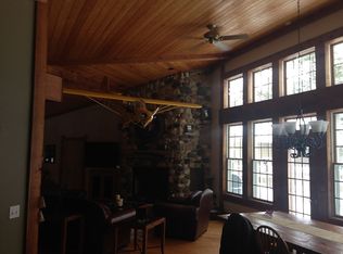 9511 Fox Ln, Two Rivers, WI 54241