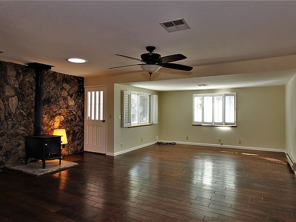 3rd image of 19225 Overlook Dr