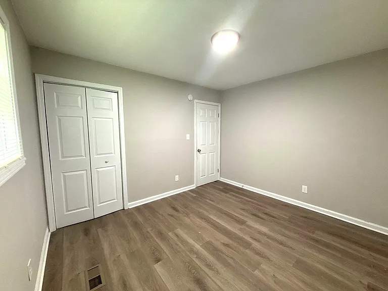 7923 Shinn Dr — Photo 9